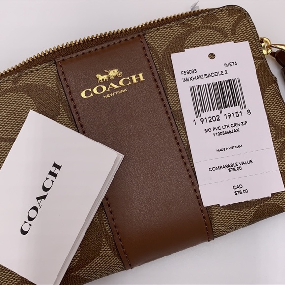 COACH Corner Zip Wristlet In Signature Canvas - Picture 7 of 16